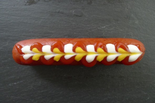 regular hot dog